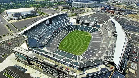 湖人三巨头并肩作战，进攻威力恐令敌手心惊肉跳？